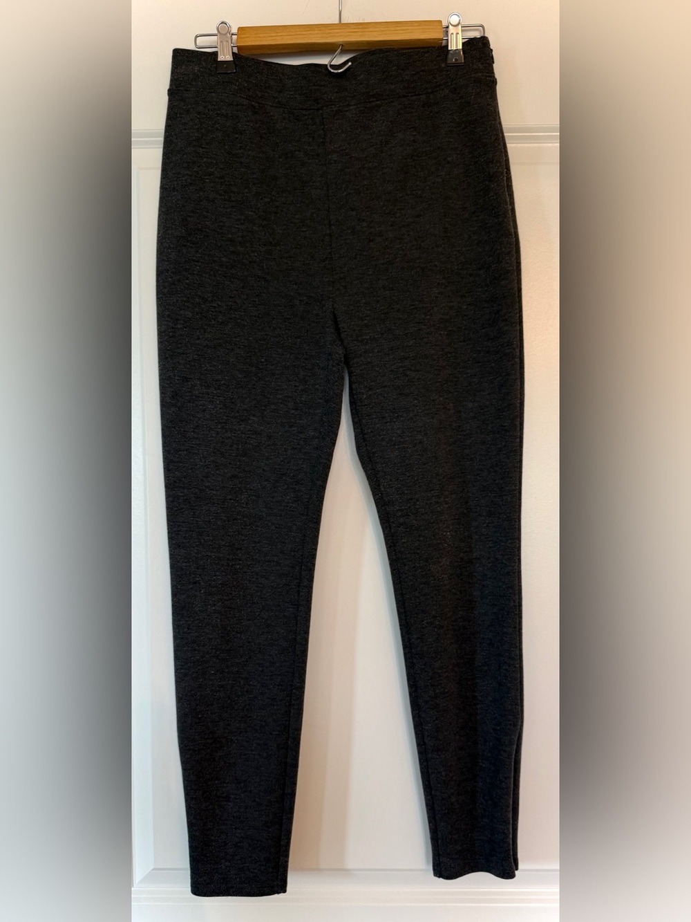 Banana Republic Women's M Charcoal Stretch Leggings